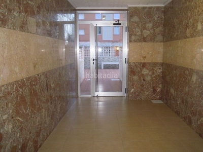 Apartamento playa , edif. capricho iii - bajo - se vende en Gandia