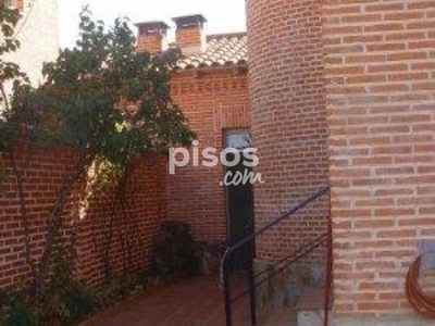 Casa adosada en venta en Calle de Don Quijote en Santa Olalla por 125.000 €