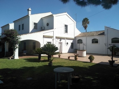 Casa espectacular cortijo en el aljarafe en Valencina de la Concepción