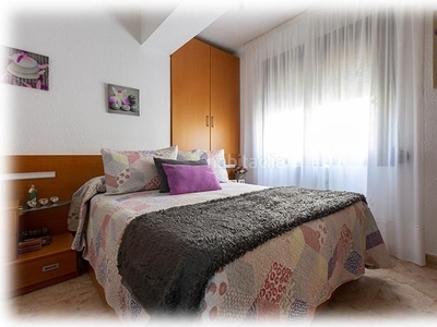 Piso con 3 habitaciones con aire acondicionado en Hospitalet de Llobregat (L´)