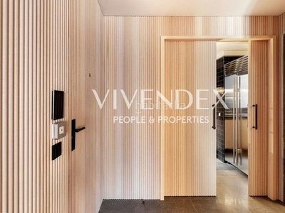 Piso exclusivo piso de diseño en el eixample con gran terraza en Barcelona