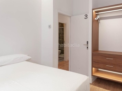 Piso precioso piso exterior, recién reformado, completamente amueblado en Madrid