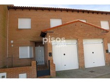 Casa adosada en venta en Calle de Lepanto en Lucillos por 60.433 €