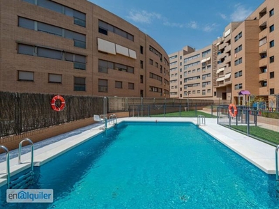 Alquiler piso ascensor y piscina Madrid
