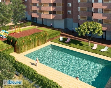 Alquiler piso terraza y piscina Madrid
