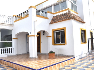 Casa en venta en Avenida Habaneras - Curva de Palangre, Torrevieja, Alicante
