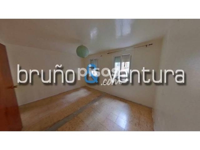 Piso en venta en Casernes