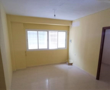 Venta de piso en Lucena