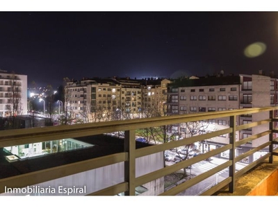 Apartamento luminoso en La Parda, Pontevedra con vistas y parking incluido