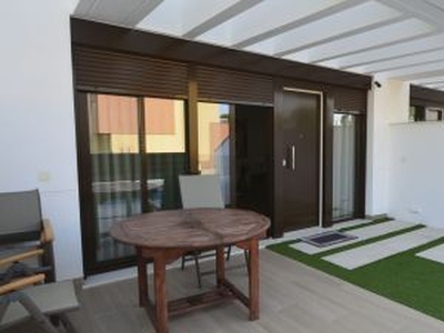 Chalet adosado en venta en Avenida Príncipe de Asturias