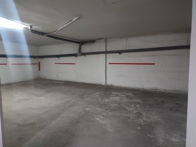 Garaje cerrado de 70 m2 en San Blas Venta Cáceres