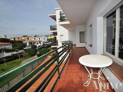 Venta de piso en Els Grecs - Mas Oliva de 3 habitaciones con terraza y piscina