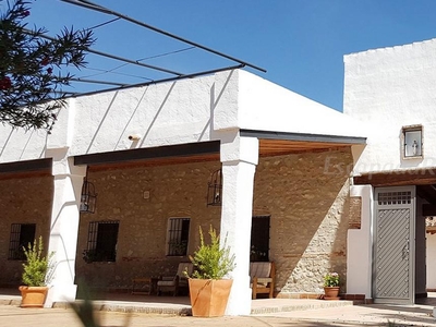 Casa En Fonelas, Granada