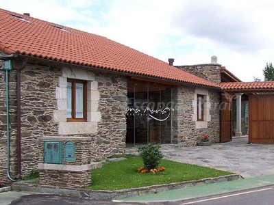 Casa En Ordes, A Coruña