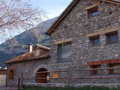 Casa En Saravillo, Huesca