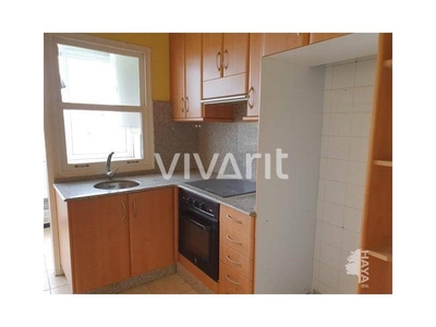 Venta Piso Ferrol. Piso de tres habitaciones en Estrada San Xoan 24. Buen estado cuarta planta