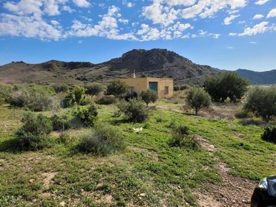 Casa con terreno en Mojácar