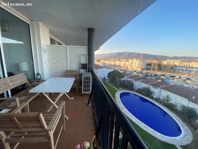 Duplex con terraza y piscina