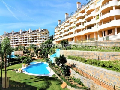 Apartamento en venta en Aloha, Marbella