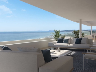 Apartamento en venta en Estepona, Málaga