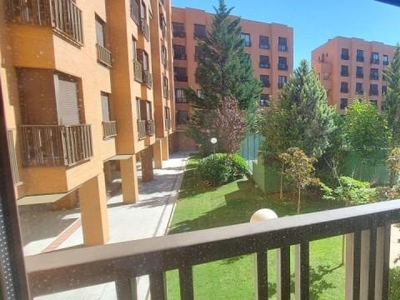 Apartamento en venta en Rejas, Madrid