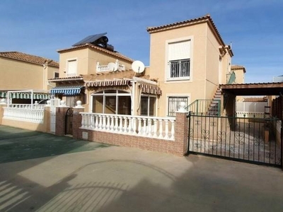 Casa adosada en venta en Los Balcones - Los Altos del Edén, Torrevieja