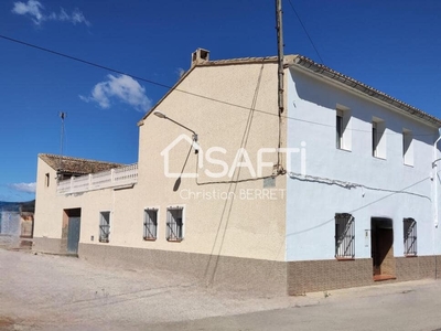 Chalet en venta en Gavarda, Valencia