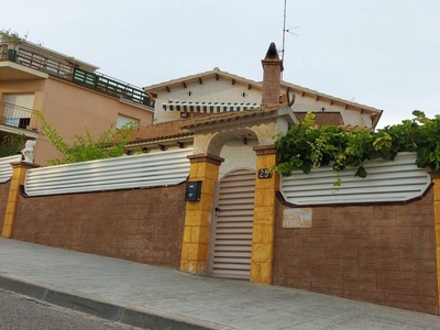 Chalet en venta en Segur de Calafell, Calafell, Tarragona