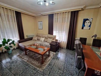 Piso 3 habitaciones de 93 m² en Salamanca (37005)