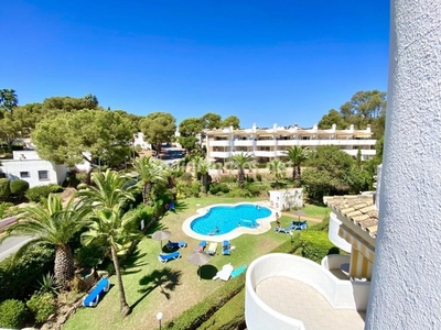 Piso ático en venta en Sitio de Calahonda, Mijas