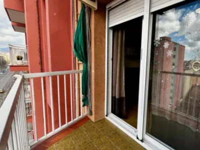 Piso en venta en Carrer de Santa Maria