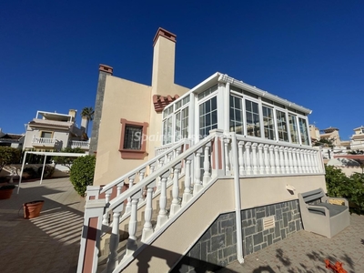 Villa en venta en Cabo Roig, Orihuela