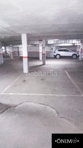 Alquiler piso amueblado con ascensor, parking, piscina, calefacción y aire acondicionado en Madrid