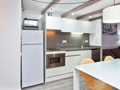 Alquiler piso amueblado con calefacción y aire acondicionado en Barcelona