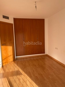 Alquiler piso con 2 habitaciones con ascensor y calefacción en Cerdanyola del Vallès