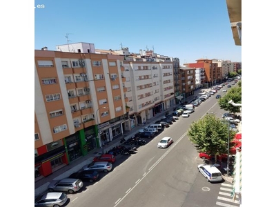 Aqluilo apartamento San Roque- Badajoz