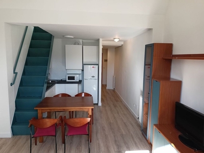 Ático en alquiler en Centro - Valladolid de 2 habitaciones con garaje y muebles