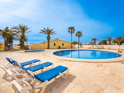 Bonito apartamento con piscina comunitaria en Cala'n Blanes, Menorca