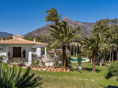 Casa impresionante villa en ubicación privilegiada con una impresionante parcela privada de 4600 metros cuadrados en Marbella