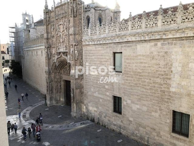 Piso en alquiler en Calle de las Cadenas de San Gregorio, 6