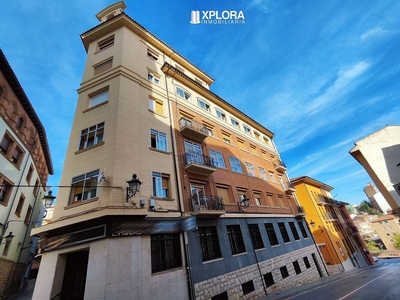 Piso en alquiler en calle San Martin de 2 habitaciones con calefacción y ascensor