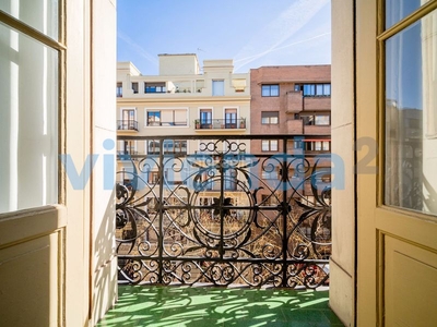 Piso en Argüelles, 316 m2, 4 dormitorios, 3 baños, 1.990.000 euros en Madrid