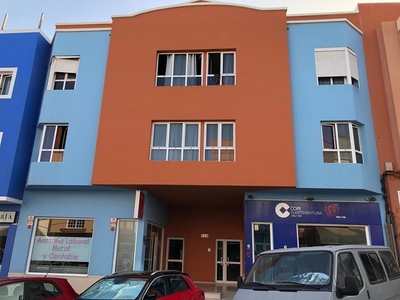 Piso en venta en Buenavista-Rosa Vila de 2 habitaciones y 89 m²