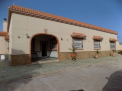 Venta Casa unifamiliar Almería. Con terraza 147 m²