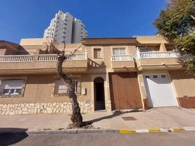 Venta Casa unifamiliar en Calle ARISTOTELES El Ejido. Buen estado con terraza 120 m²