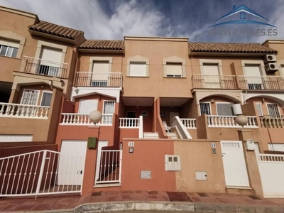 Venta Casa unifamiliar en Carretera Níjar - la Cañada Almería. Buen estado con terraza 150 m²