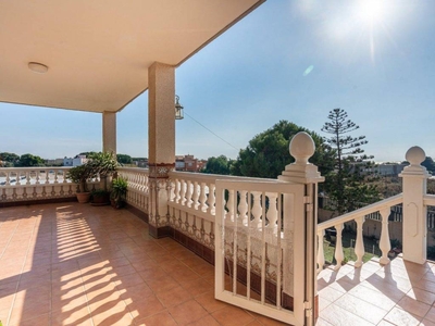 Venta Casa unifamiliar en Sup-alq-01/801 5 Almería. Con terraza 432 m²