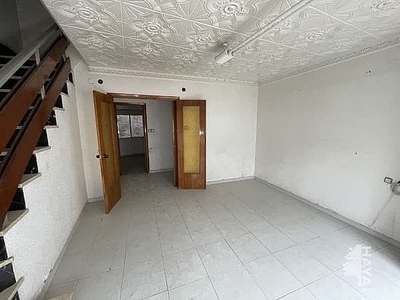 Venta de piso en Cehegín de 3 habitaciones con garaje