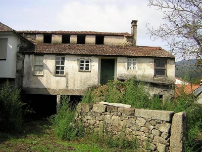 Casa adosada en venta en Arbo