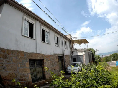 Casa adosada en venta en Calle Castadón en O Pereiro de Aguiar por 47,000 €